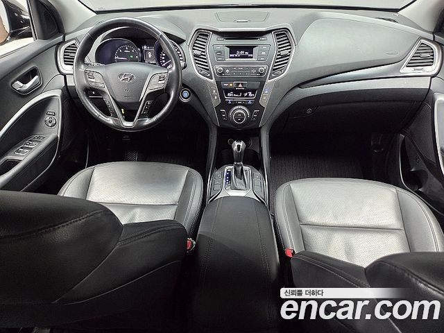 Hyundai Santafe 2016 — photo 10