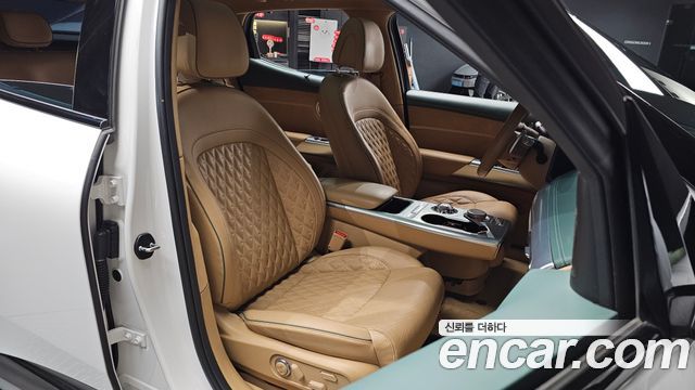 Genesis GV60 2022 — photo 13