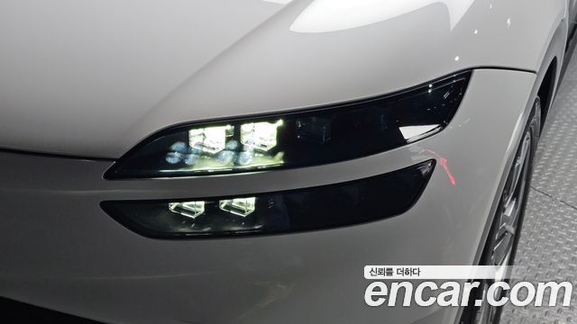 Genesis GV60 2022 — photo 8