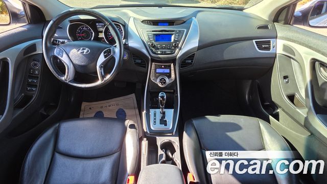 Hyundai AVANTE 2014 — photo 7