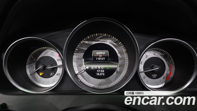 Mercedes-Benz C-Class 2013 — photo 11