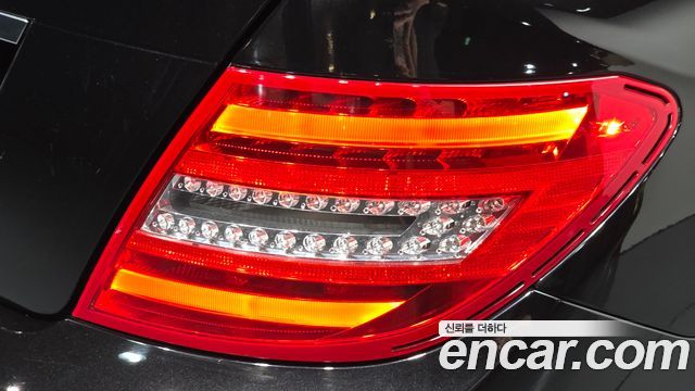 Mercedes-Benz C-Class 2013 — photo 9