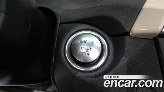 Mercedes-Benz C-Class 2013 — photo 30