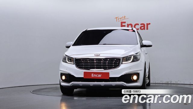 Kia Canival 2018 — photo 3