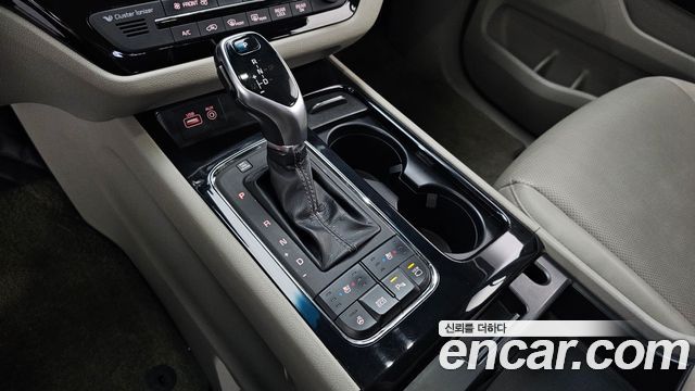 Kia Canival 2018 — photo 12