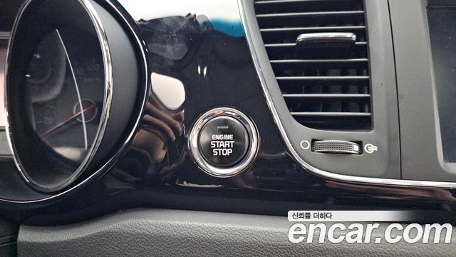 Kia Canival 2018 — photo 29