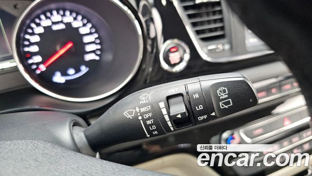 Kia Canival 2018 — photo 34