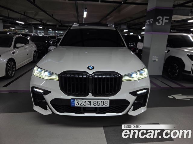 BMW X7 2022 — photo 1