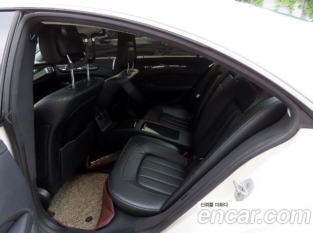 Mercedes-Benz CLS-Class 2015 — photo 6