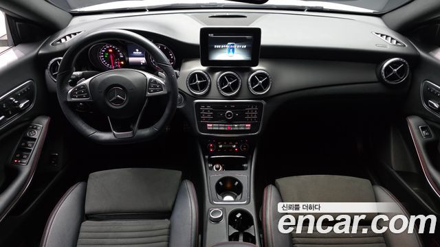 Mercedes-Benz CLA-Class 2019 — photo 10