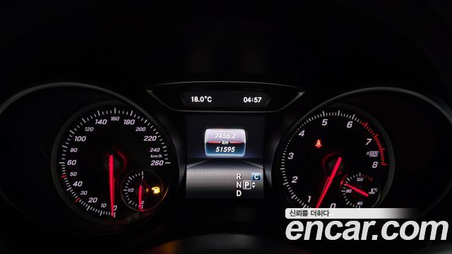 Mercedes-Benz CLA-Class 2019 — photo 11