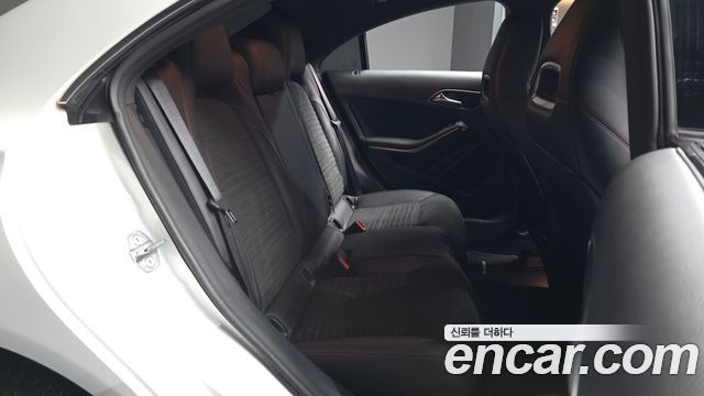 Mercedes-Benz CLA-Class 2019 — photo 18