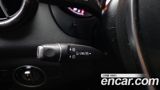 Mercedes-Benz CLA-Class 2019 — photo 24