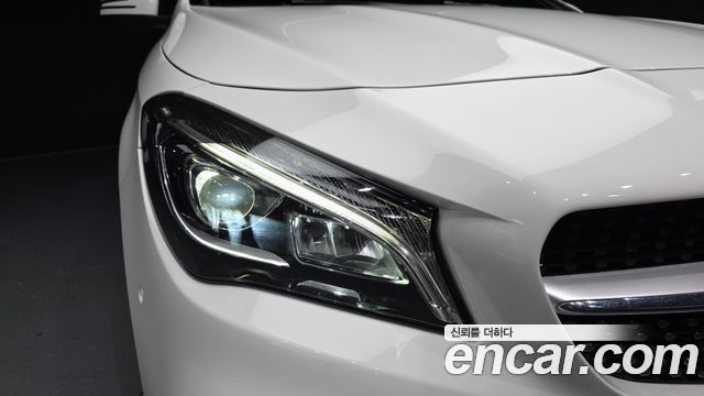Mercedes-Benz CLA-Class 2019 — photo 8