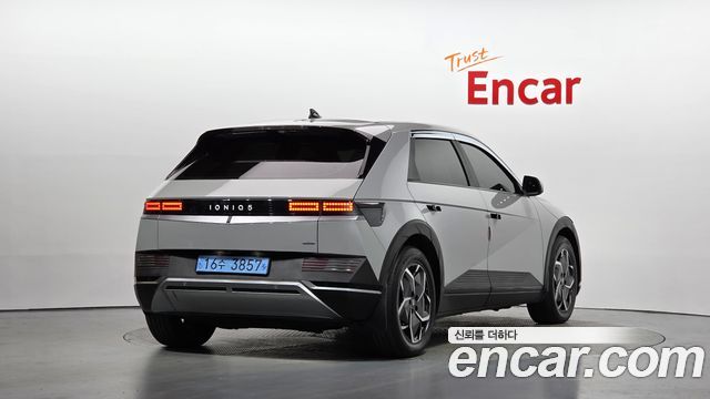 Hyundai Ioniq5 2023 — photo 2