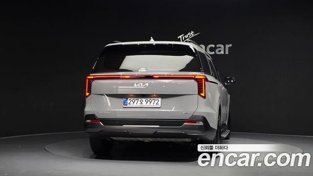 Kia Canival 2025 — photo 4