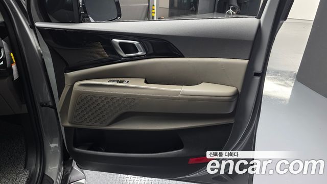 Kia Canival 2025 — photo 15