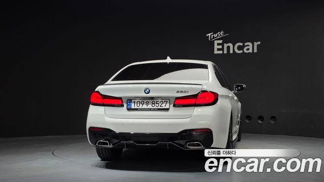 BMW 5-Series 2023 — photo 4