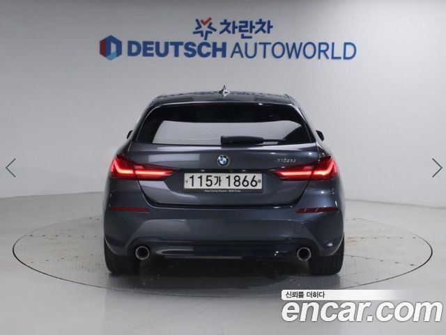 BMW 1-Series 2020 — photo 4