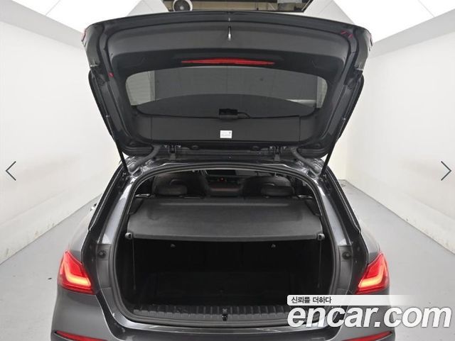 BMW 1-Series 2020 — photo 19