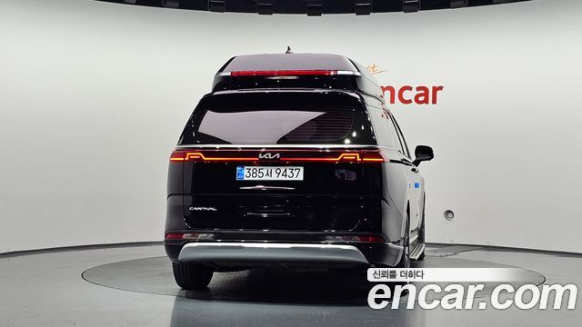 Kia Canival 2022 — photo 4