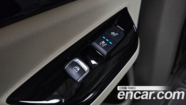 Kia Canival 2022 — photo 25