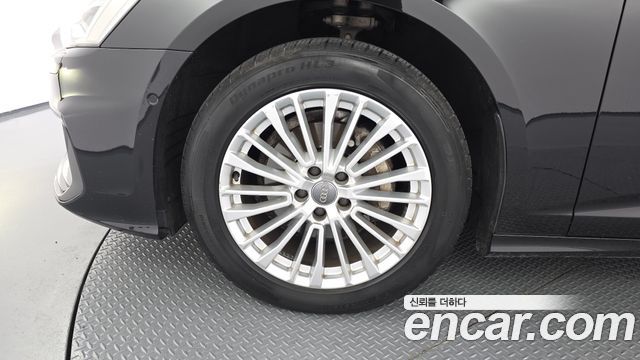 Audi A6 2020 — photo 5