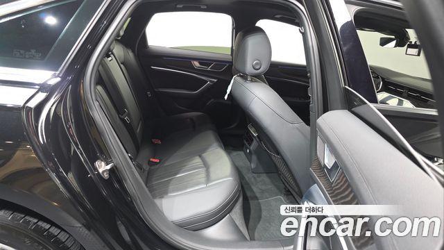Audi A6 2020 — photo 12
