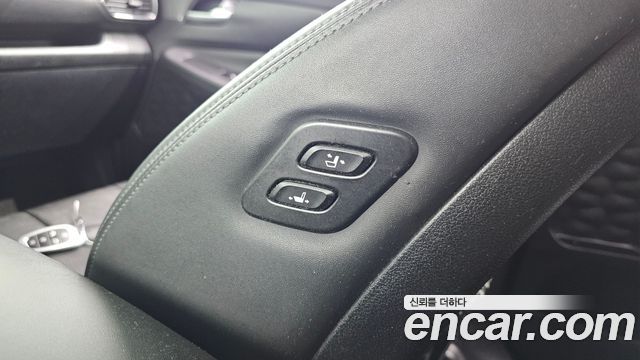 Hyundai Santafe 2021 — photo 30
