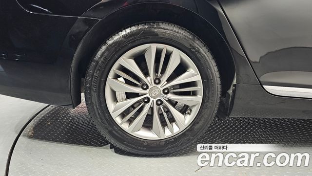 Hyundai Grandeur 2016 — photo 5