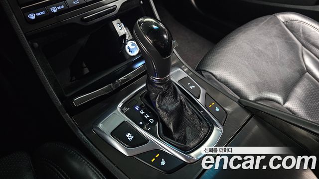 Hyundai Grandeur 2016 — photo 9