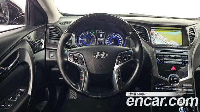 Hyundai Grandeur 2016 — photo 12