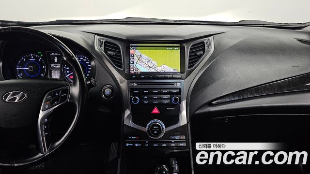 Hyundai Grandeur 2016 — photo 14