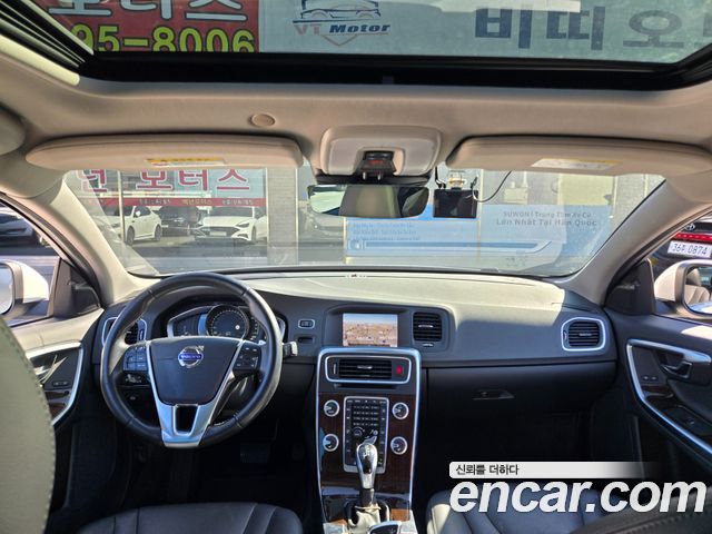 Volvo S60 2017 — photo 8
