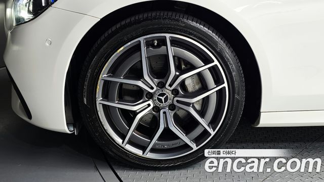 Mercedes-Benz E-Class 2021 — photo 5