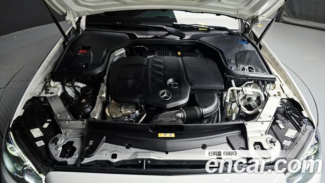 Mercedes-Benz E-Class 2021 — photo 6