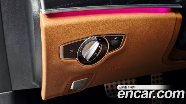 Mercedes-Benz E-Class 2021 — photo 26