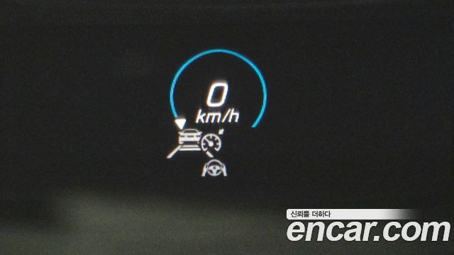 Mercedes-Benz E-Class 2021 — photo 31