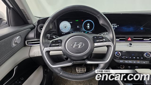 Hyundai AVANTE 2021 — photo 18