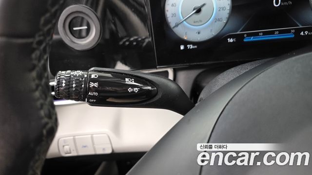 Hyundai AVANTE 2021 — photo 25