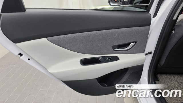 Hyundai AVANTE 2021 — photo 15