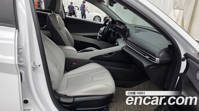 Hyundai AVANTE 2021 — photo 16
