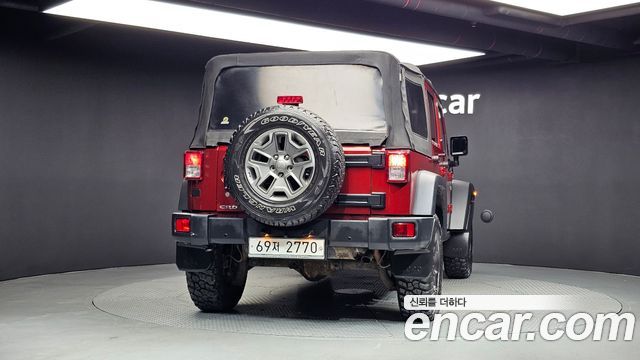 Jeep Wrangler 2010 — photo 4