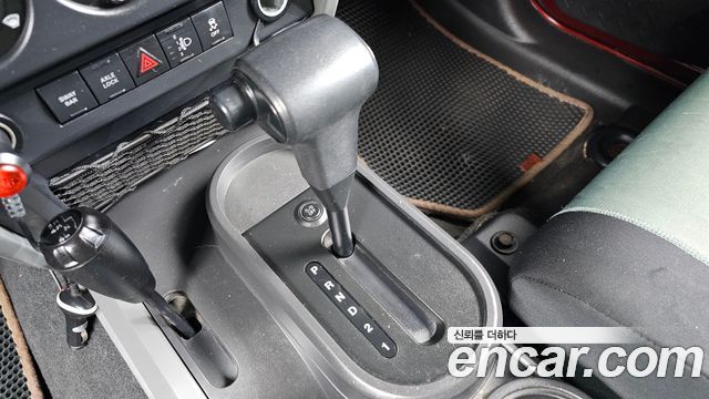 Jeep Wrangler 2010 — photo 9