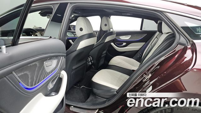 Mercedes-Benz AMG GT 2022 — photo 17