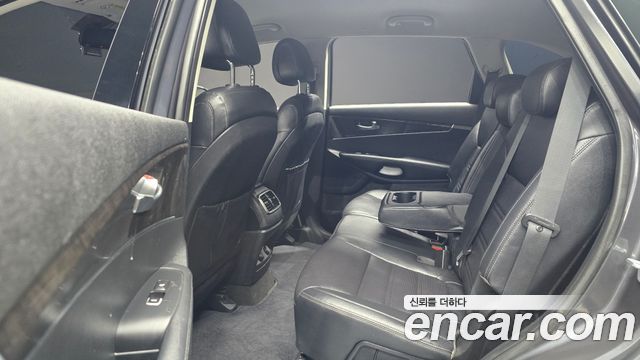 Kia Sorento 2016 — photo 12
