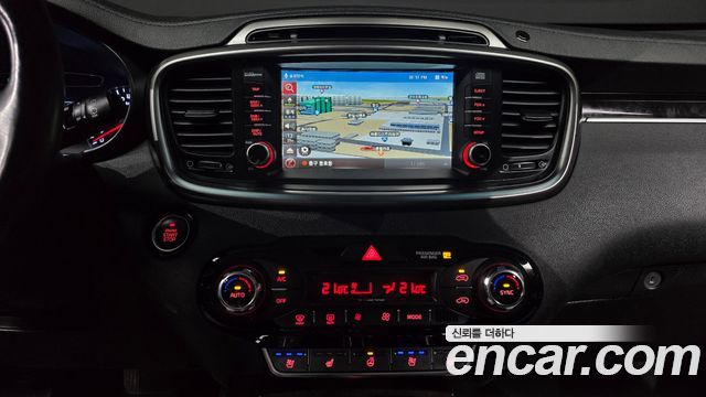 Kia Sorento 2016 — photo 15