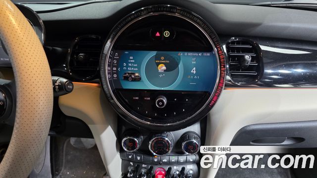 Mini Cooper 2023 — photo 14