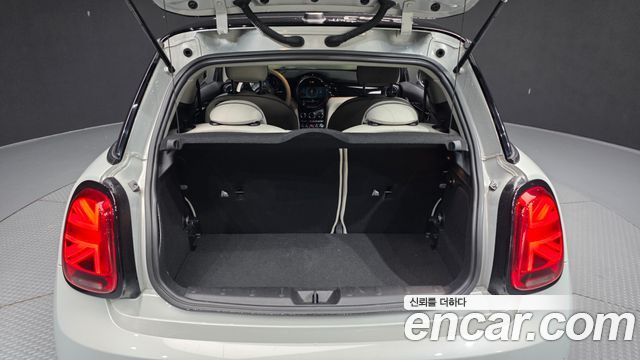 Mini Cooper 2023 — photo 20