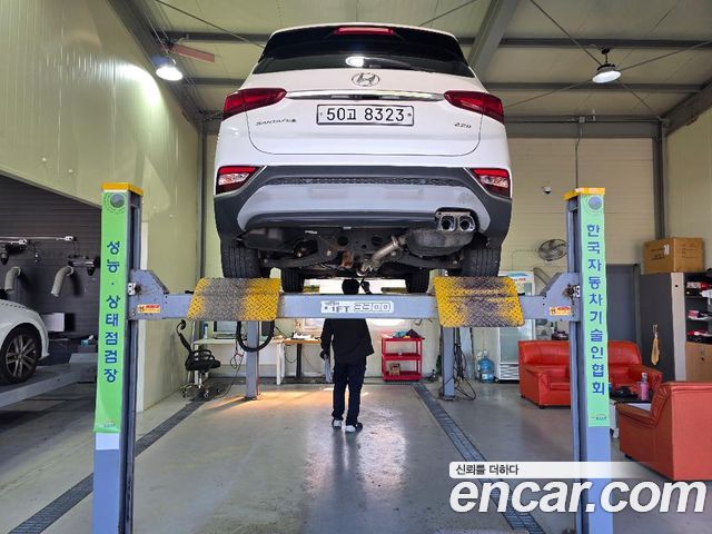 Hyundai Santafe 2019 — photo 3